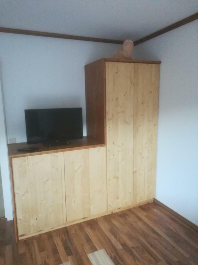 Appartamento Gemuetlich Wohnen In Welling Esterno foto